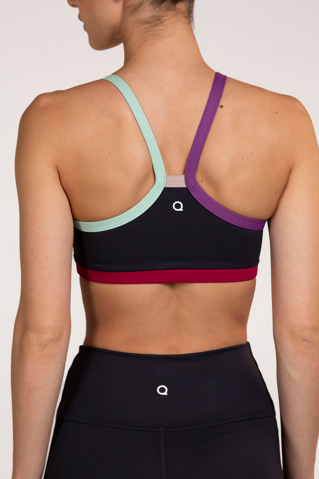 Contour Sports Bra - Black